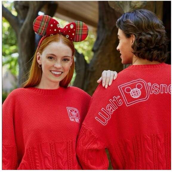 Disney Spirit Jersey Sweater Cable Knit Red Oversized Fit L Mickey Vacation - Picture 1 of 11